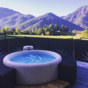 Hotels in Mezzolago